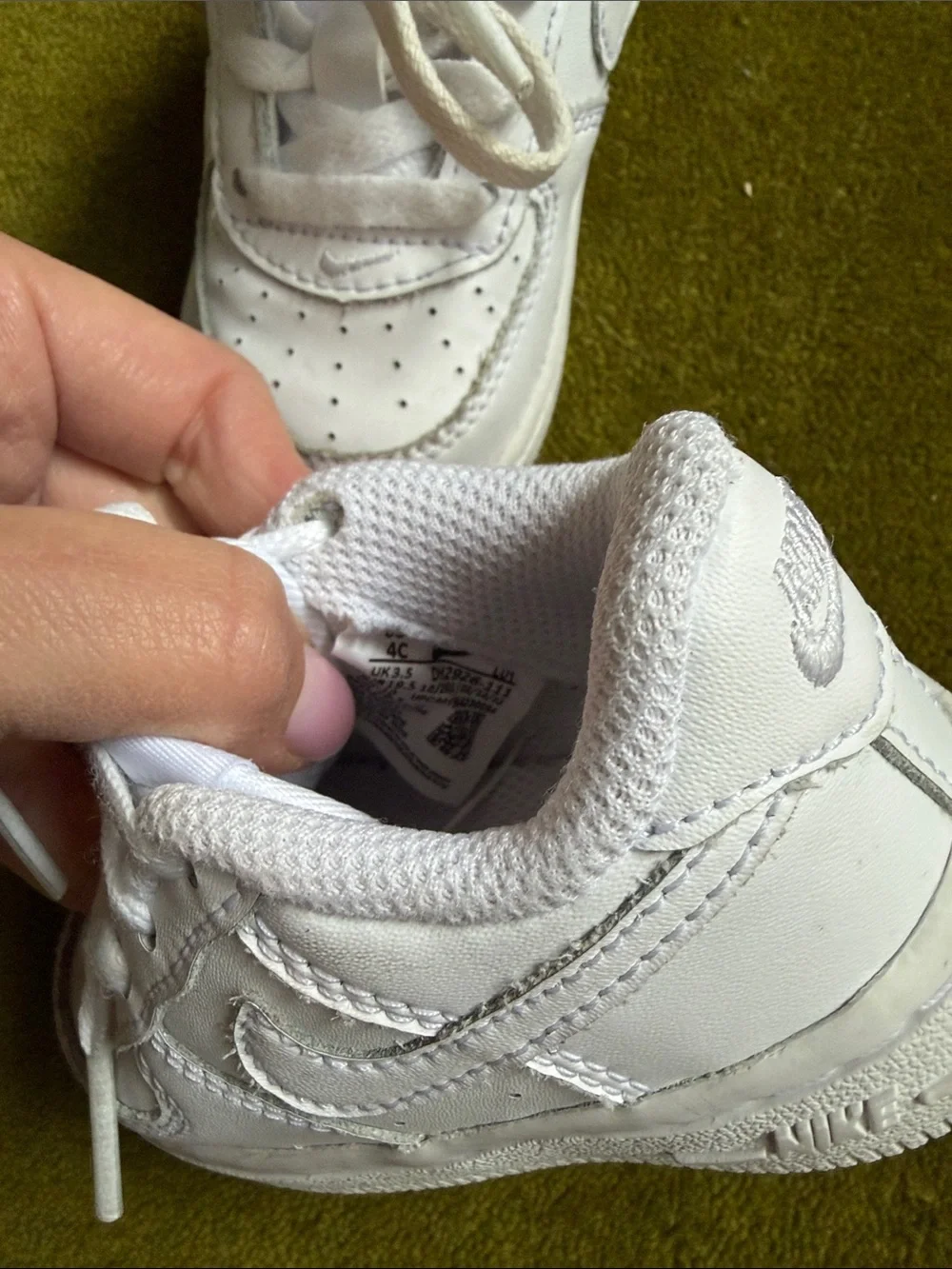 Nike Kids Air Max White Low-Top Sneakers Size 4C